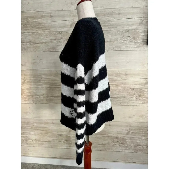 Harley Davidson Knit Oversized Black and White Striped Pullover Sweater Sz S - Picture 5 of 6